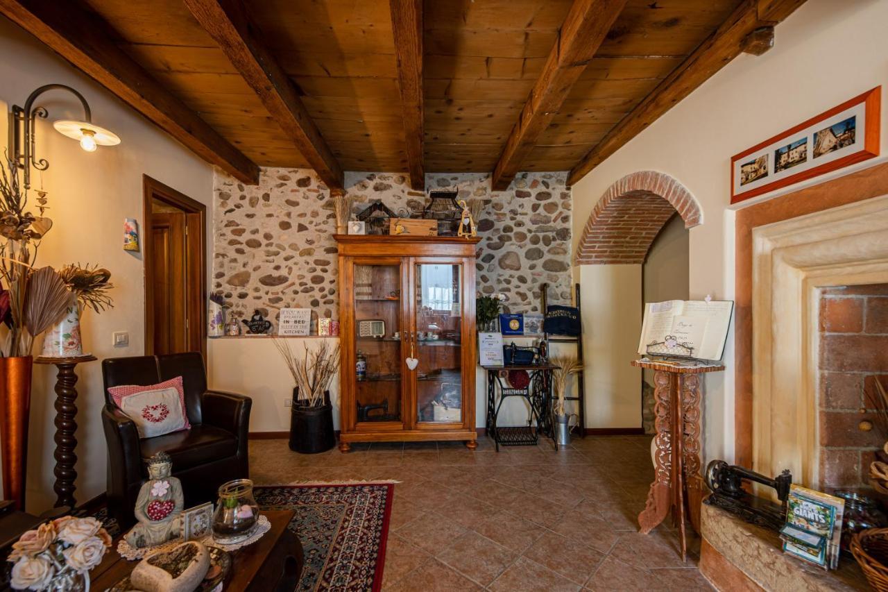 Agriturismo Borgo Di Calmasino Бардоліно Екстер'єр фото