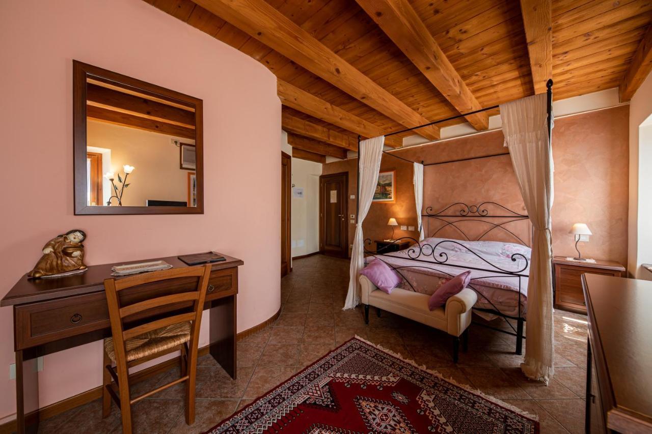 Agriturismo Borgo Di Calmasino Бардоліно Екстер'єр фото