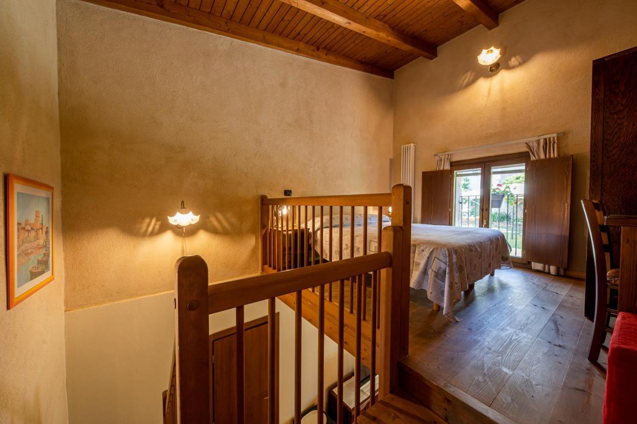 Agriturismo Borgo Di Calmasino Бардоліно Екстер'єр фото