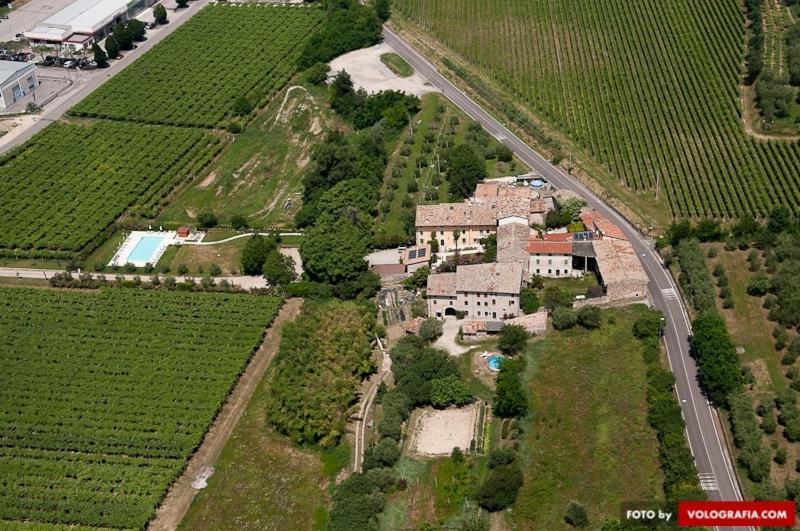 Agriturismo Borgo Di Calmasino Бардоліно Екстер'єр фото