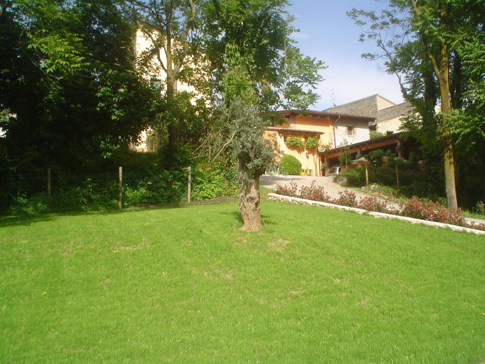 Agriturismo Borgo Di Calmasino Бардоліно Екстер'єр фото