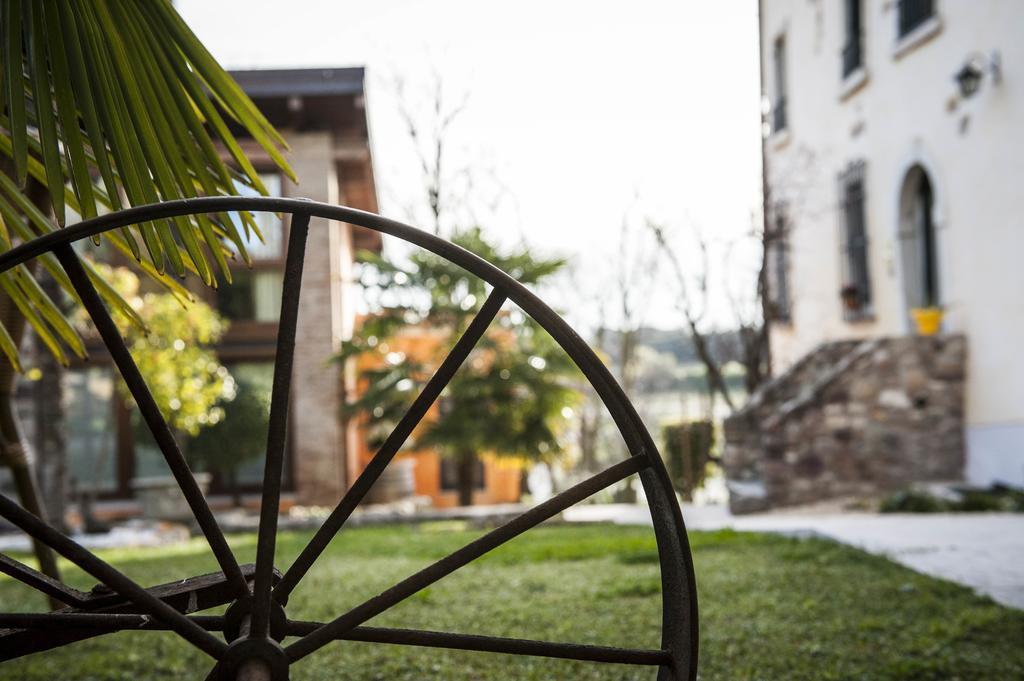 Agriturismo Borgo Di Calmasino Бардоліно Екстер'єр фото